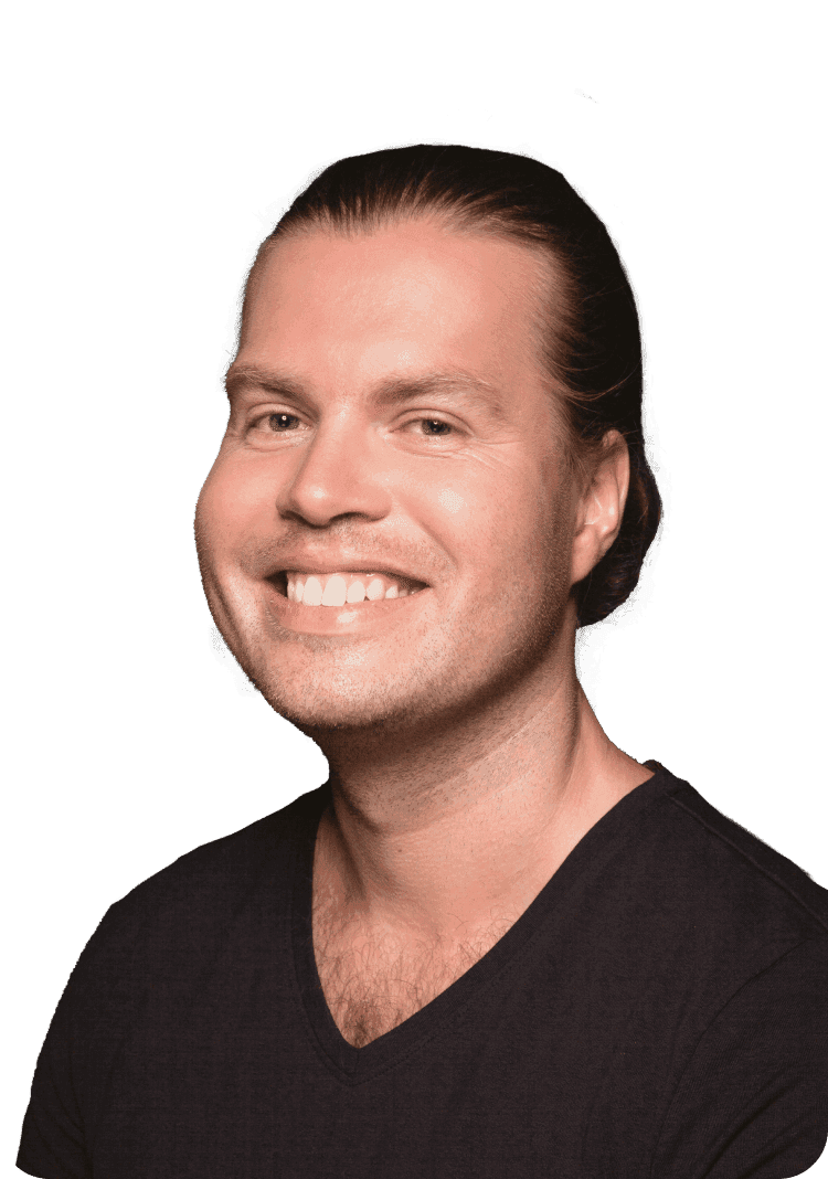 Jack L, CEO  Rondesignlab